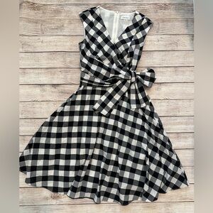 Calvin Klein Size 2 Gingham Dress Black and White